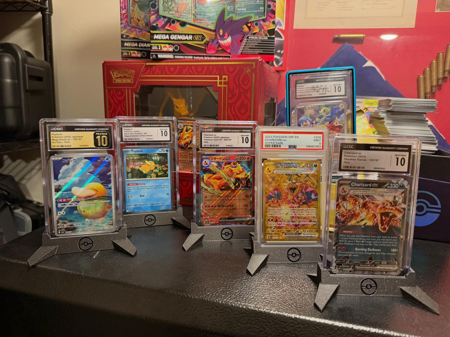 Support de Présentation pour Cartes Gradées PSA & CGC | Support de Cartes à Collectionner Imprimé en 3D | Socle d'Exposition pour Cartes Pokémon, One Piece, Yu-Gi-Oh! & Sportives