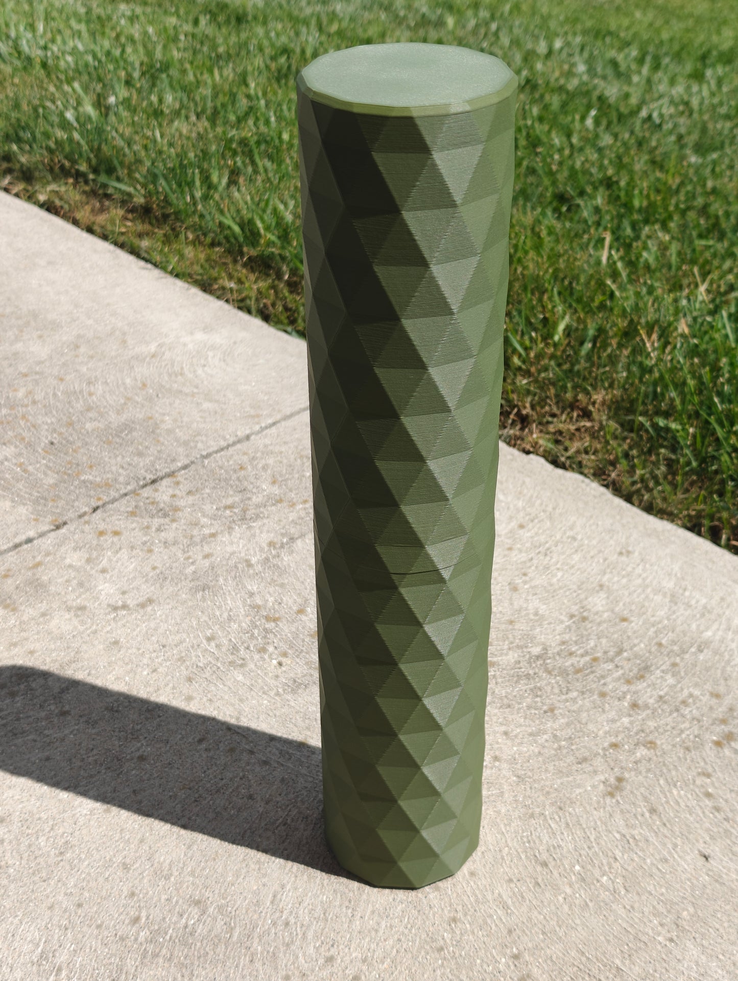 3D Printed TCG Playmat Storage Tube with Screw Lid | Trading Card Game Playmat Holder